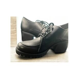 Mia Chunky Heel Lace up Platform Oxfords Size 7.5M NWB Vicki Black